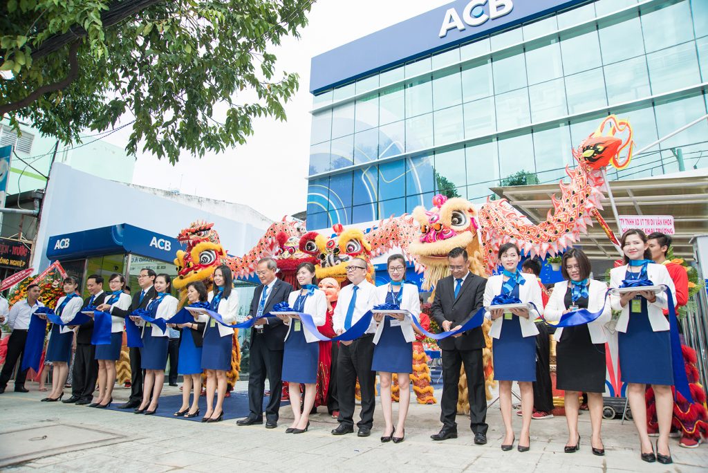 Vay thế chấp ngân hàng ACB có dễ không? - Điều kiện & Thủ tục & Lãi suất của hình thức vay này 1 Đôi nét về ngân hàng Á Châu - ACB