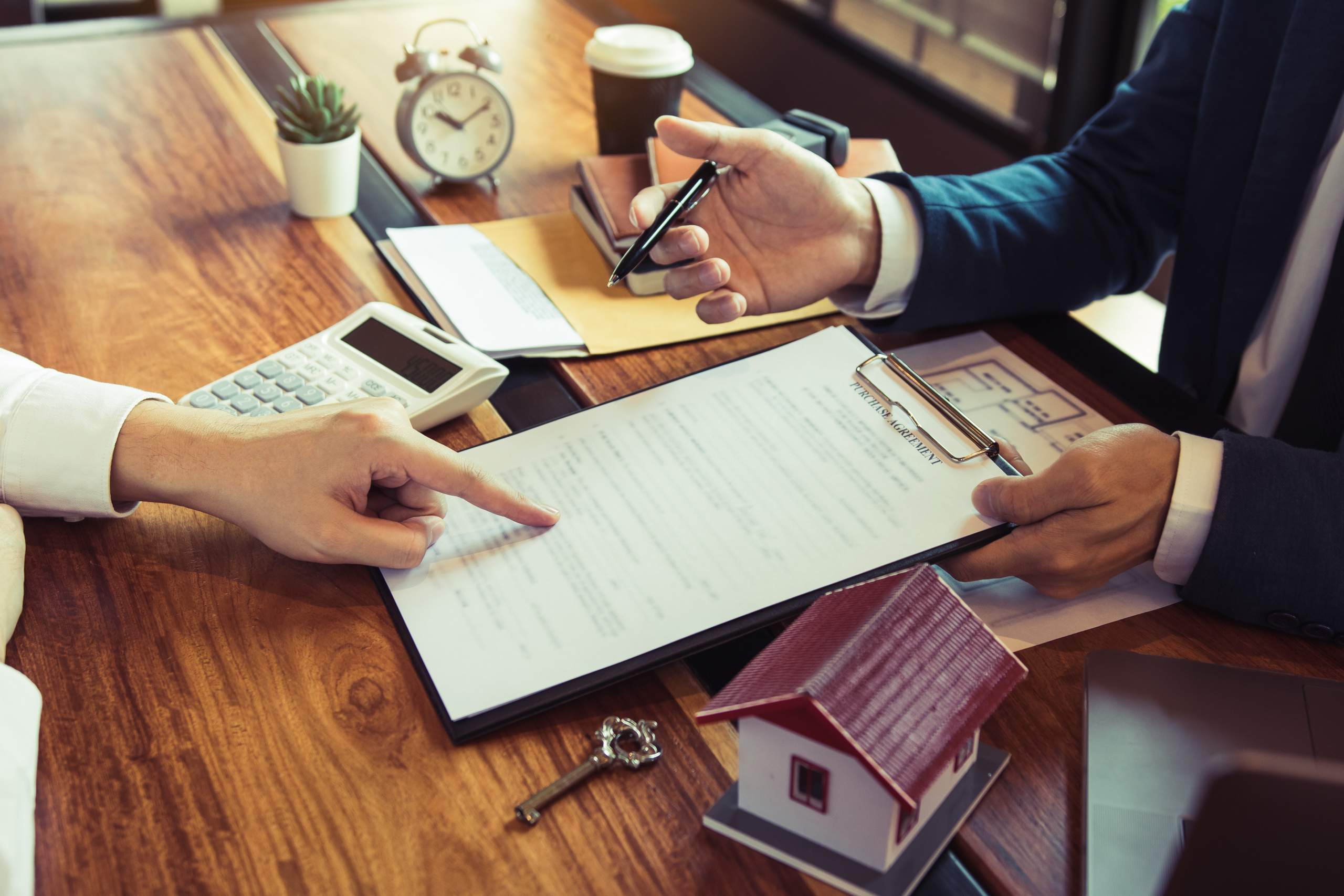 Thông tin gói vay tiền thế chấp sổ hồng lãi suất, điều kiện và thủ tục 2 Thông tin gói vay tiền thế chấp sổ hồng lãi suất, điều kiện và thủ tục