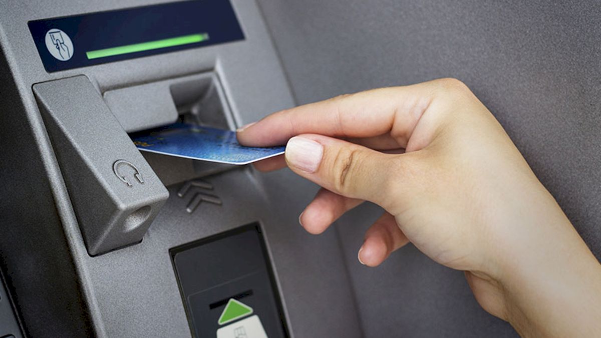 Hướng dẫn rút tiền từ thẻ tín dụng VPBank chi tiết 1 Hướng dẫn rút tiền từ thẻ tín dụng VPBank chi tiết