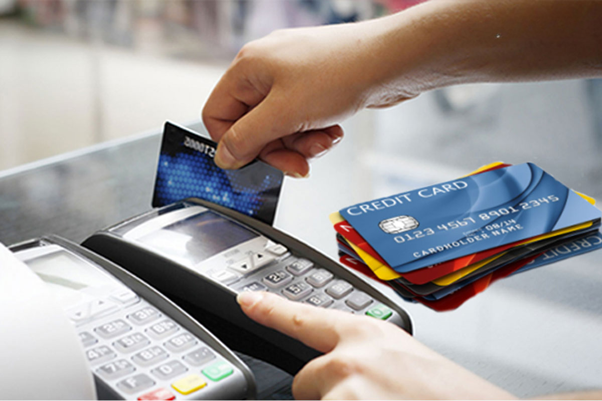 Phí rút tiền thẻ tín dụng Techcombank bao nhiêu tiền? 1 Phí rút tiền thẻ tín dụng Techcombank bao nhiêu tiền?