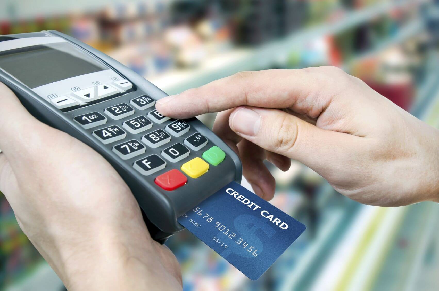Dùng thẻ tín dụng rút tiền mặt được không? 1 Dùng thẻ tín dụng rút tiền mặt được không?