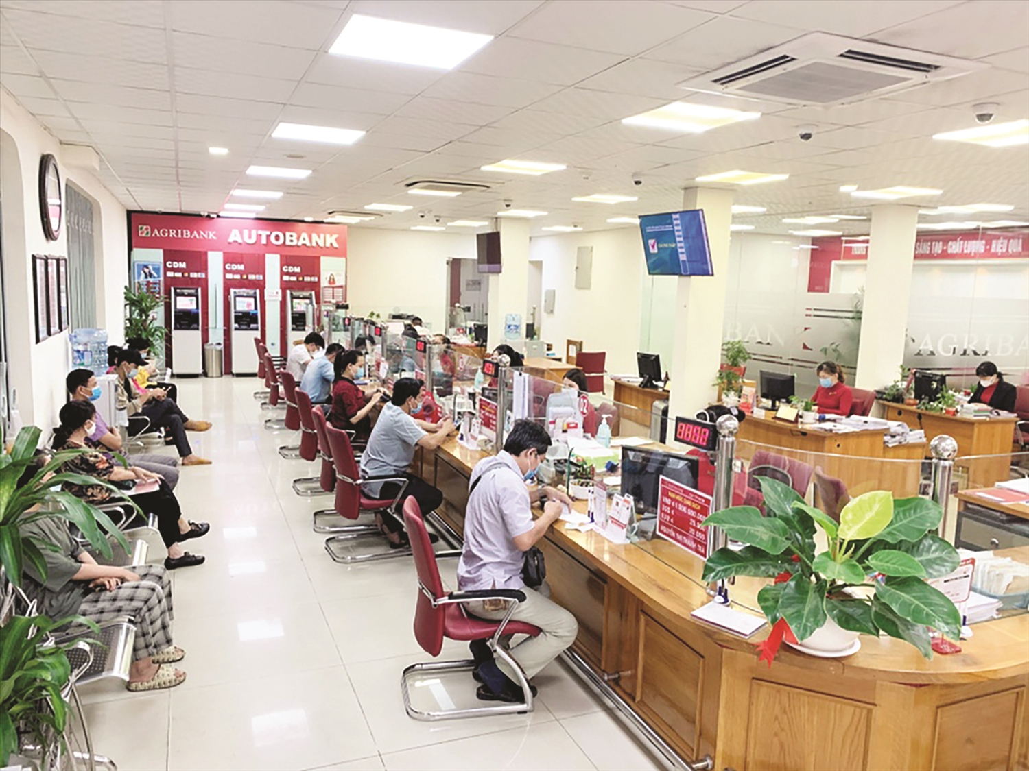 Muốn vay sổ đỏ ngân hàng Agribank cần biết điều gì? 2 Muốn vay sổ đỏ ngân hàng Agribank cần biết điều gì?